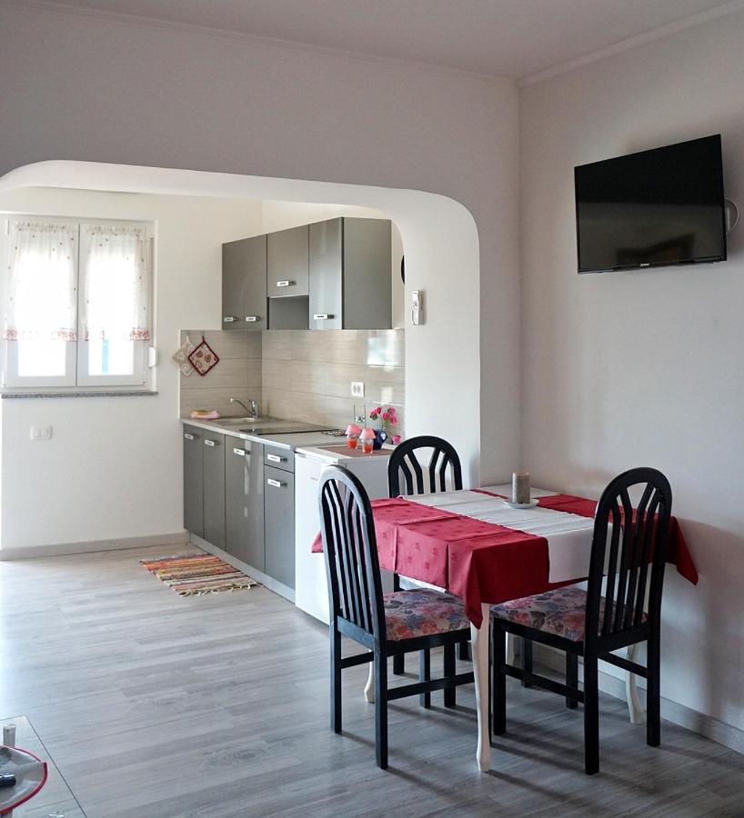 Apartmani Vesna 잠브라티야 외부 사진