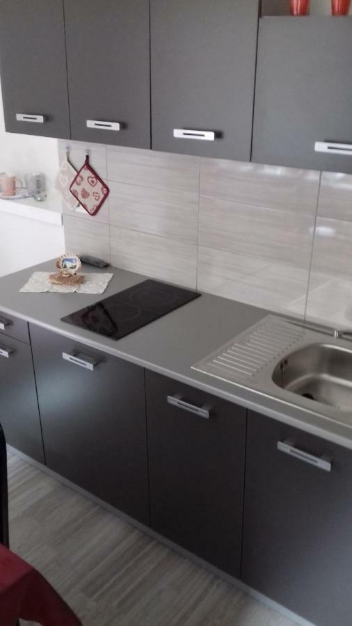 Apartmani Vesna 잠브라티야 외부 사진